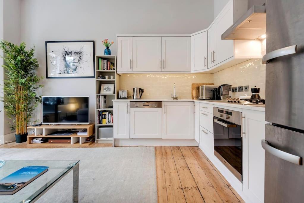 런던 Contemporary Clapham Living 아파트 외부 사진